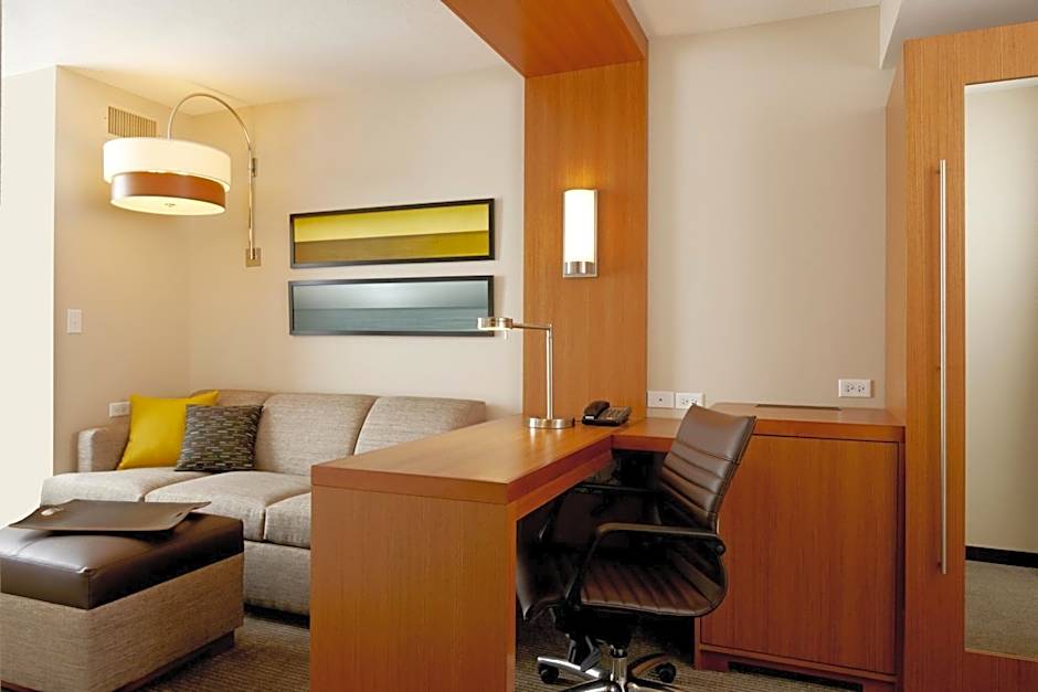 Hyatt Place Calgary Airport