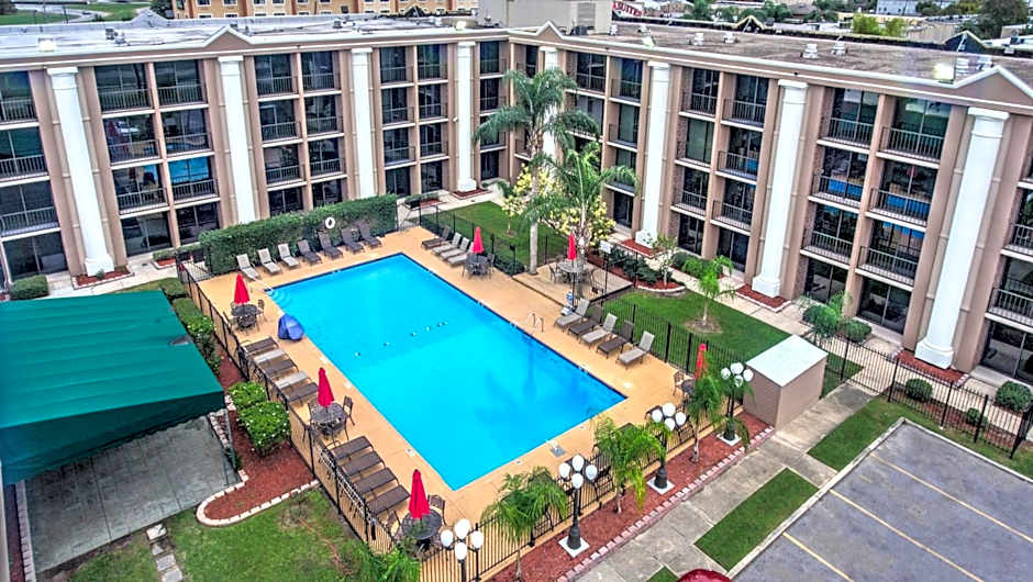 Ramada by Wyndham Metairie New Orleans Airport