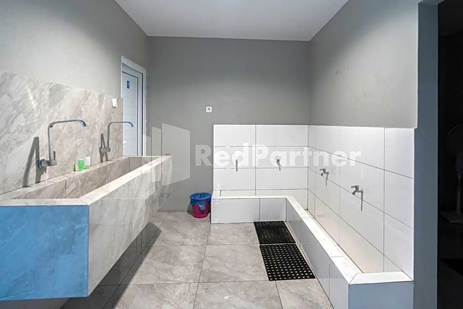 New Gentala Hotel RedPartner Medan