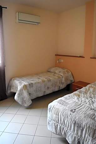 Twin Room with Private Bathroom