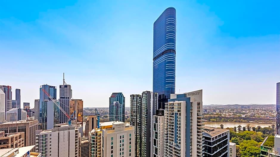 Oaks Brisbane Festival Suites