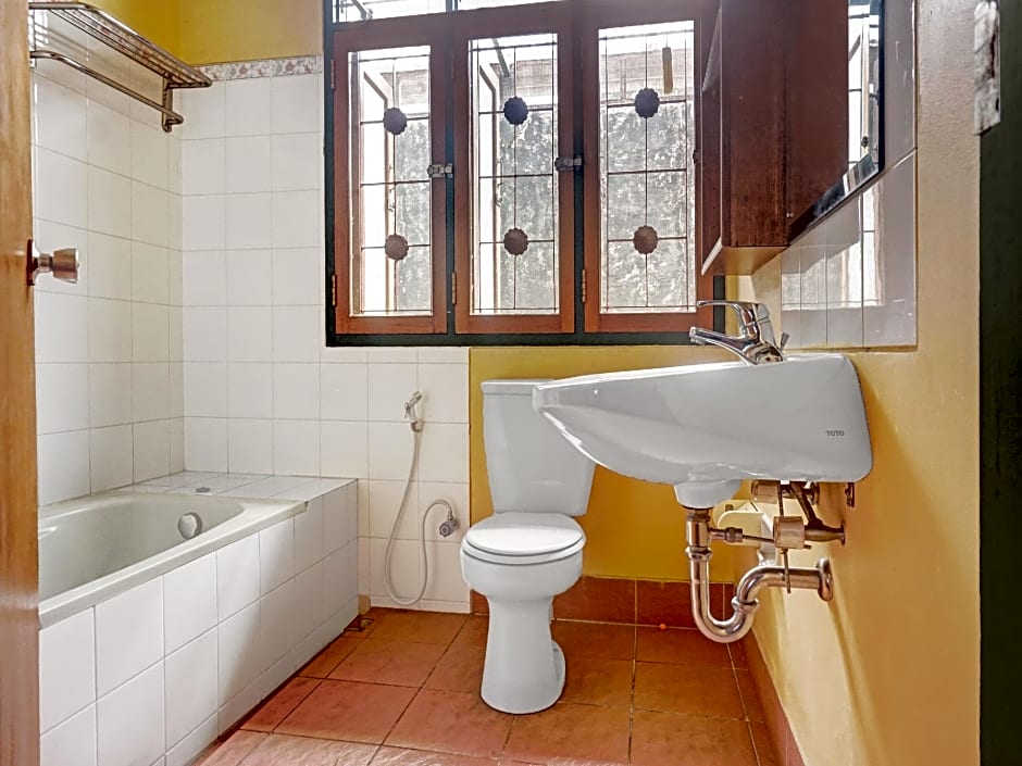 Hotel O 90596 Hotel Griya Astoeti