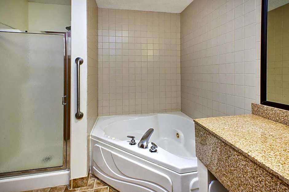 Country Inn & Suites by Radisson, Benton Harbor-St. Joseph, MI