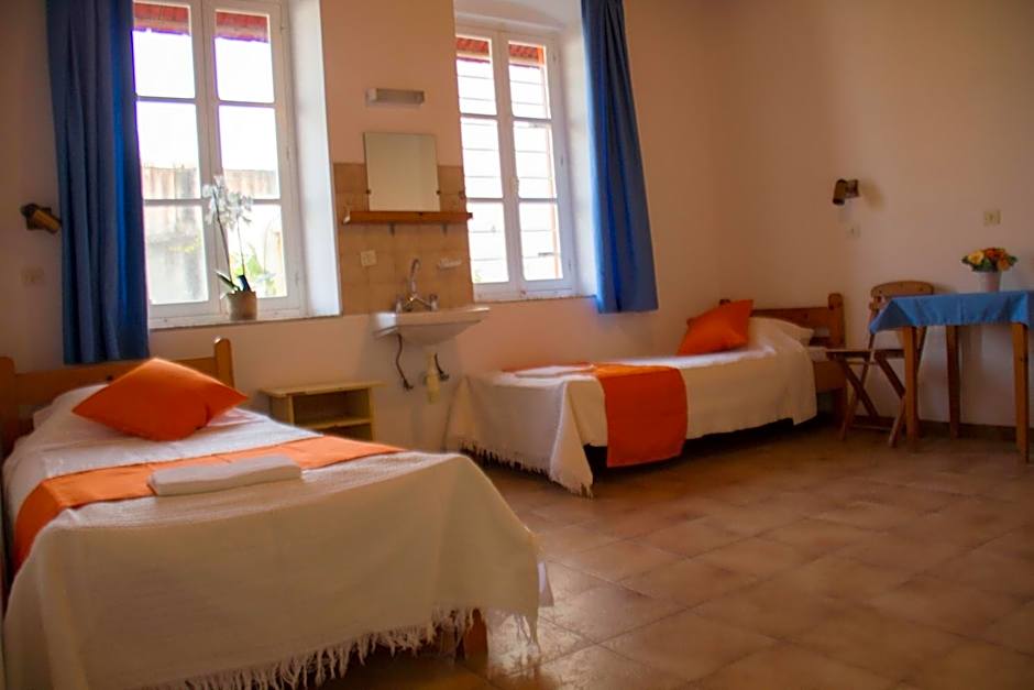 Medieval Rose Guest House