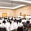Country Inn & Suites by Radisson, Fergus Falls, MN