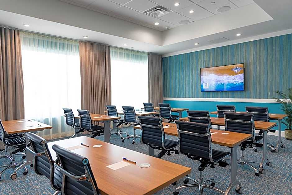 Compass Hotel by Margaritaville Anna Maria Sound