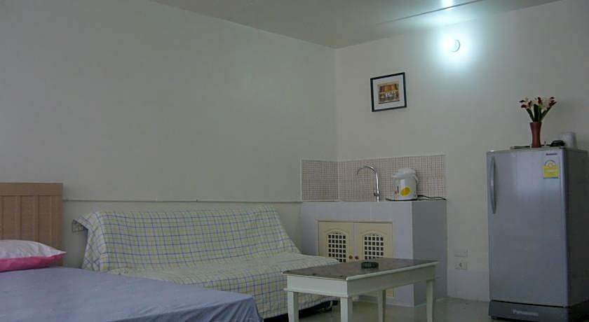 IMPACT Don Mueang Bangkok Guest House