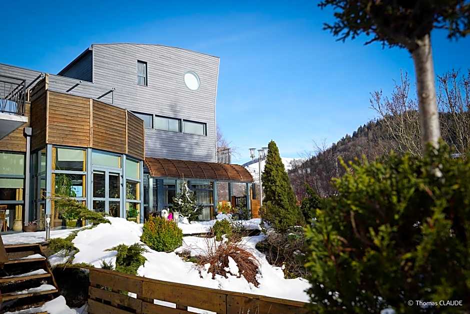 Logis Hotel les Sapins