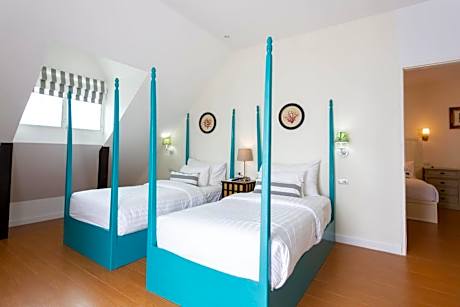 Family Suite with Balcony