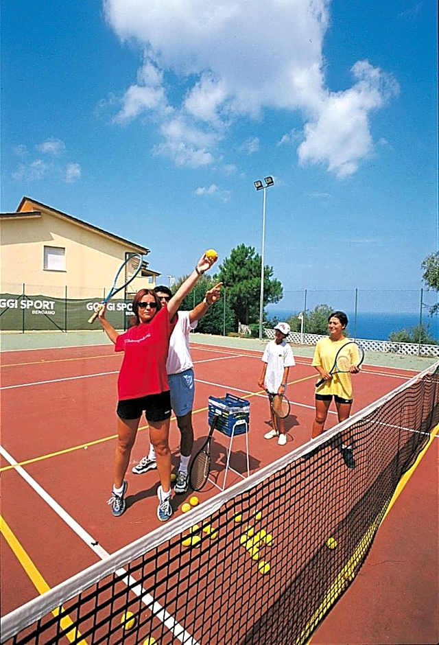 Villaggio Hotel Club La Pace