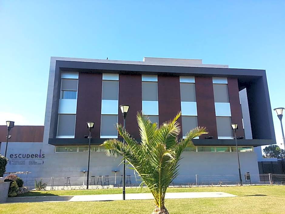 Escuderos Hotel Cruz