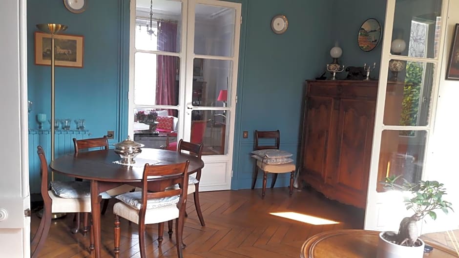 Demeure centre village