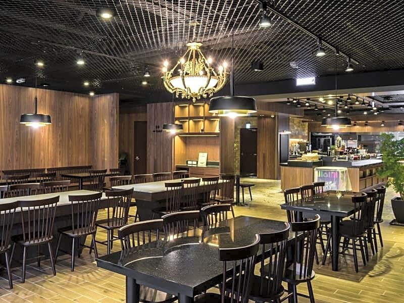 Just Sleep Kaohsiung Station