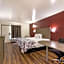 Red Roof Inn Crestview