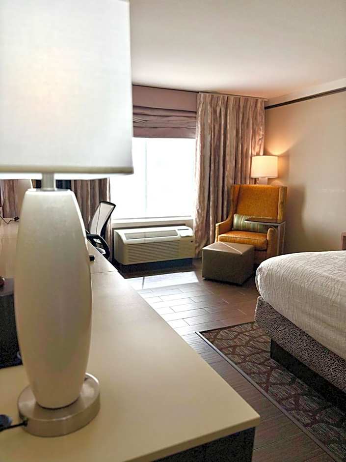 Kozy Hotel Houston North