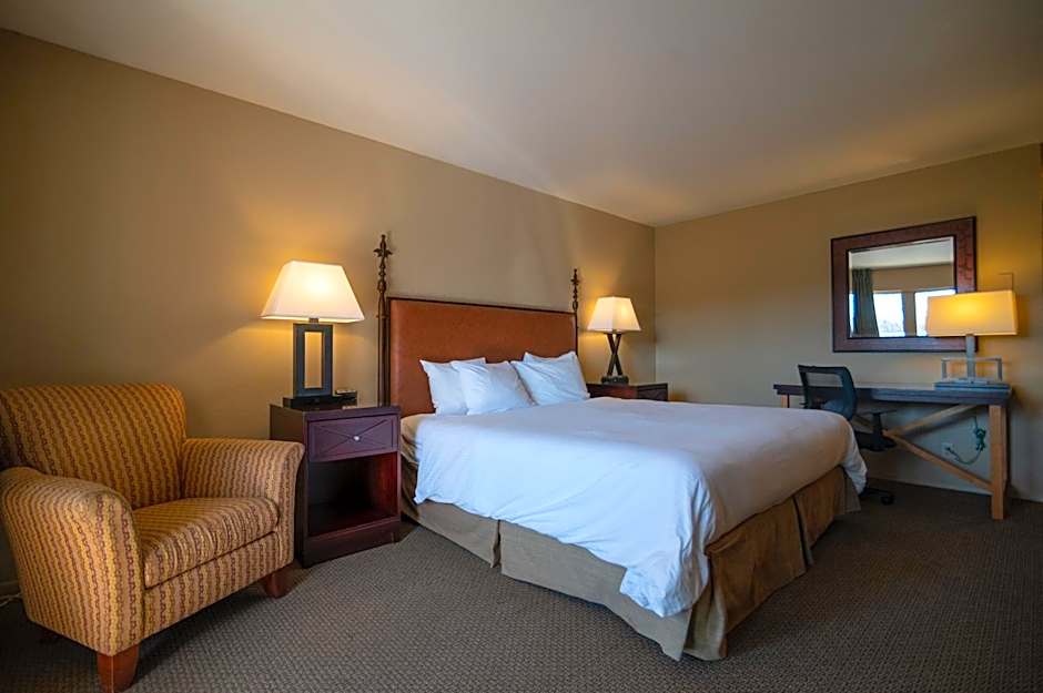 Riverside Inn