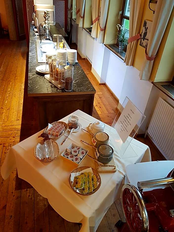 Hotel Unterbrunn Apartments & Gästehaus