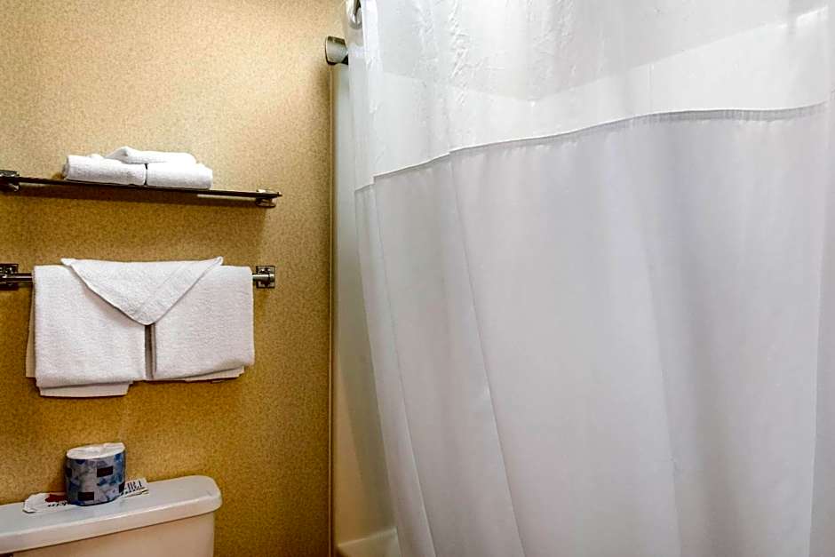 Quality Inn Bangor Mall