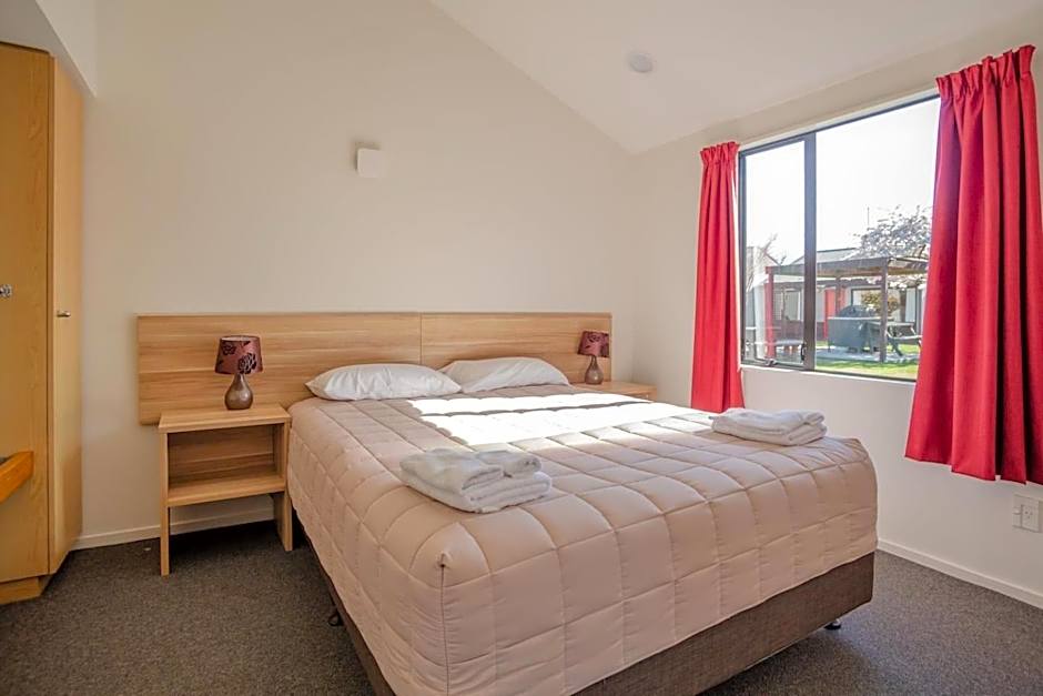Christchurch Park Motel
