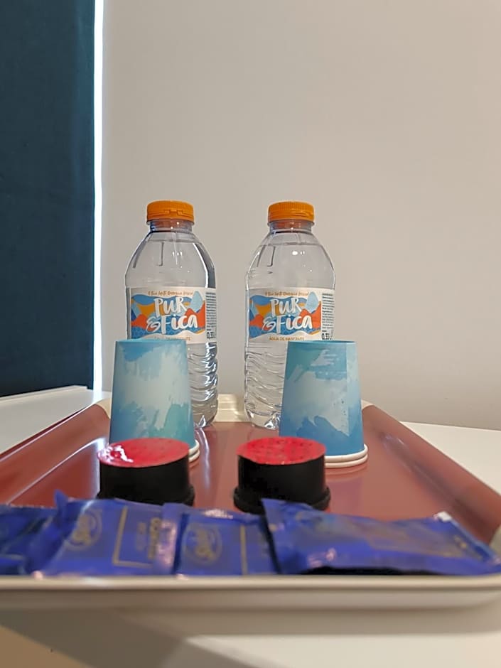 Plaza Caparica Hostel