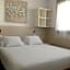 Hostal House