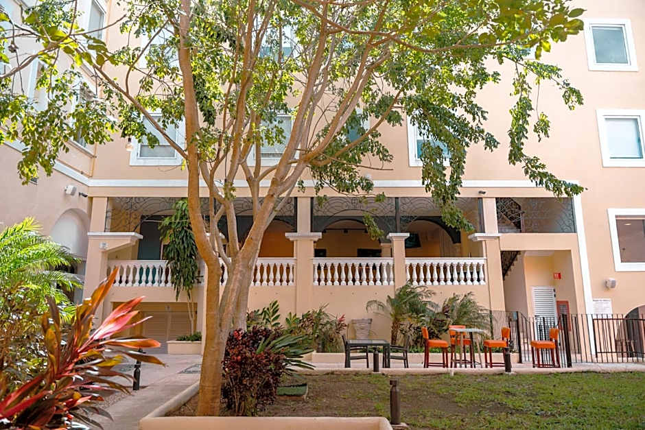 Holiday Inn Express Merida Centro By IHG