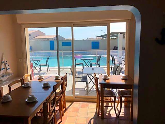 Hotel Le Bleu Marine