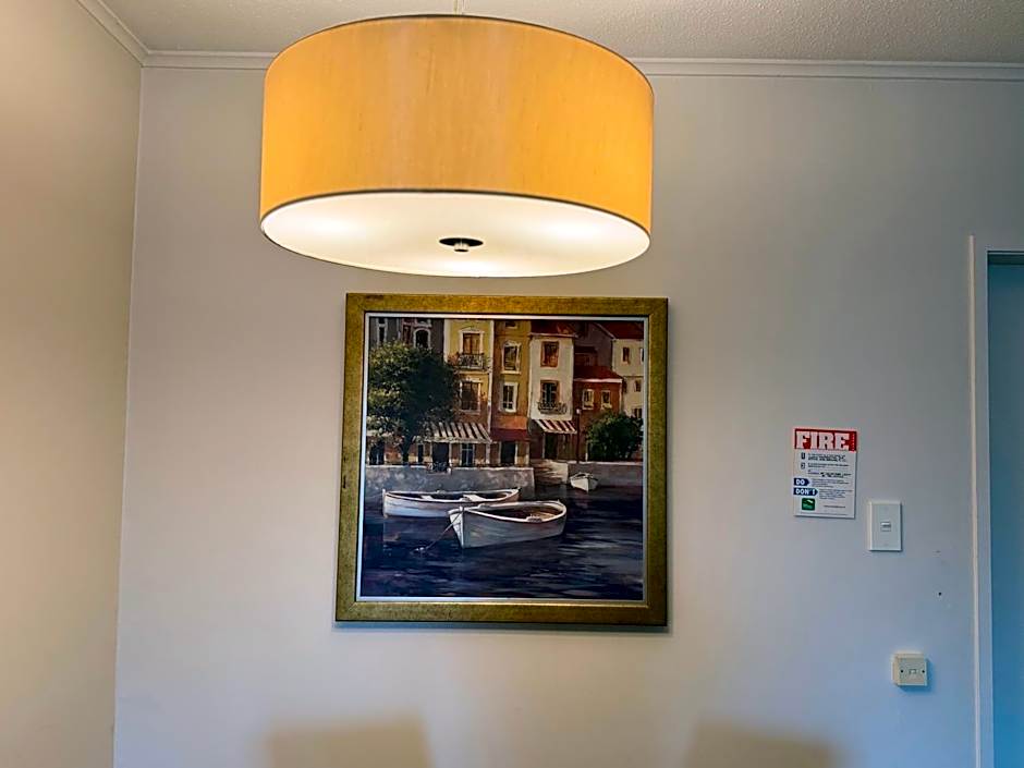 Aalton Motel