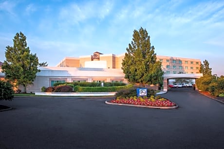 Hilton Cincinnati Airport