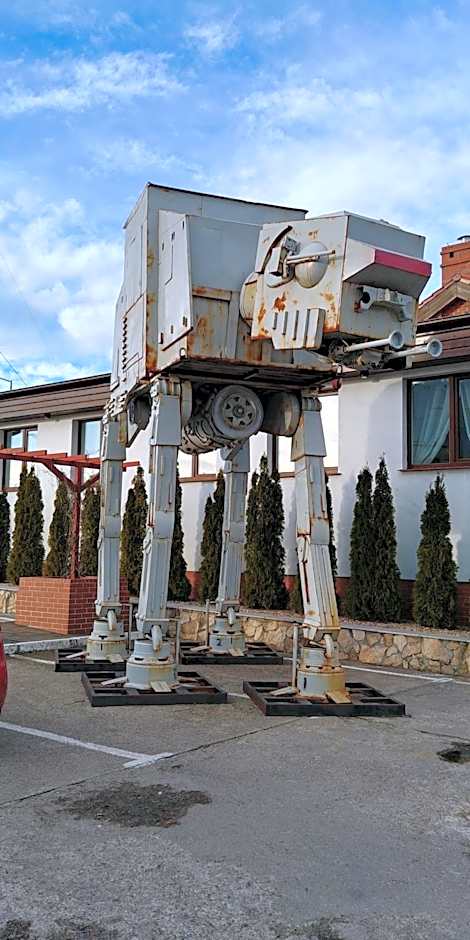 Hotel Dworski Galaktyczny Park