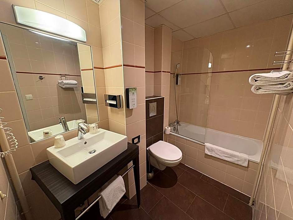Kyriad Hotel Dijon Centre Gare