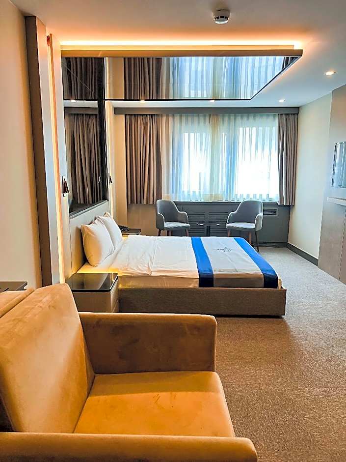 Triada Hotel Karakoy