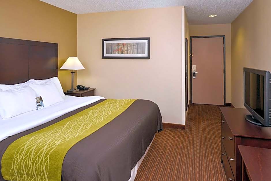 Holiday Inn Express & Suites Joplin Southeast by IHG