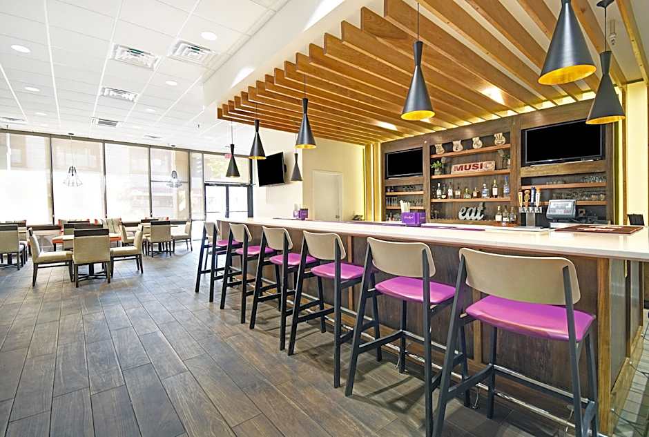 Holiday Inn Memphis Downtown Beale St. By IHG