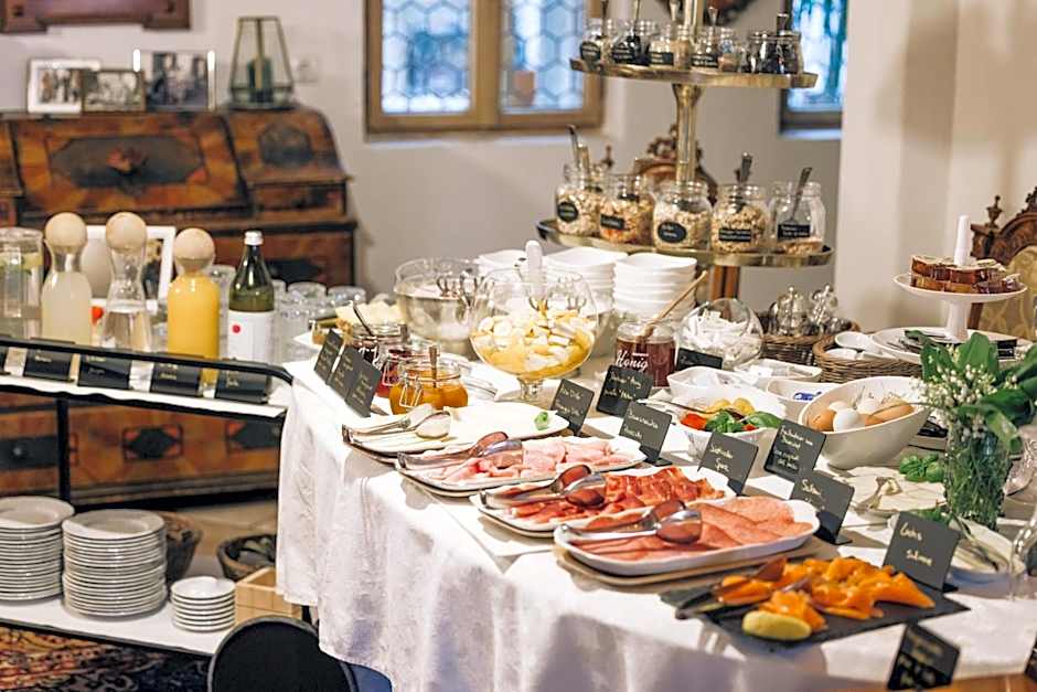 Amplatz 1523 - B&B and Suites