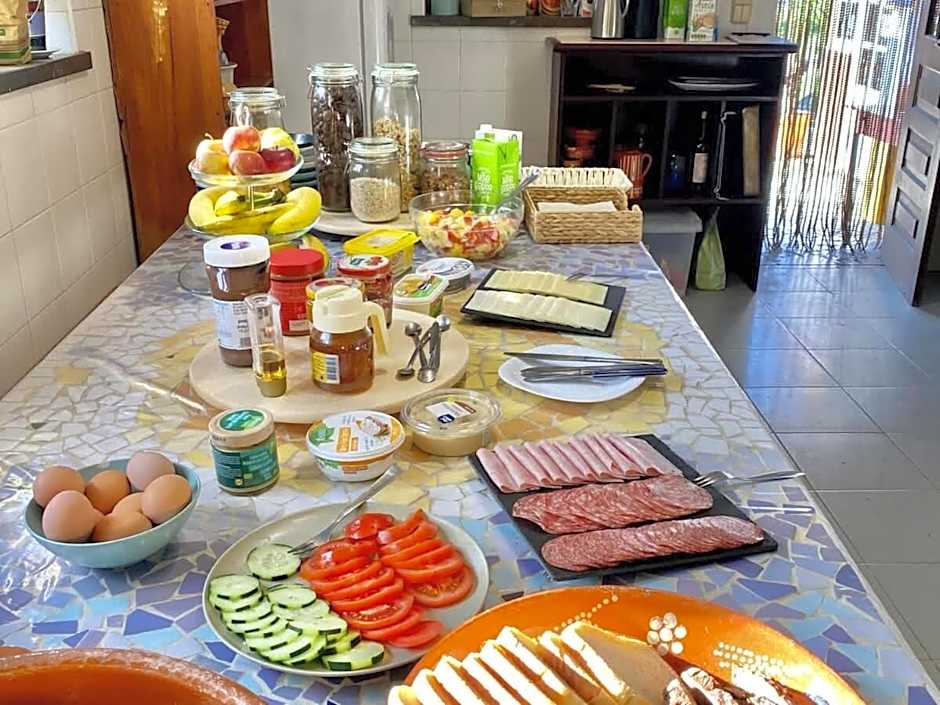 Da Silva Surfcamp 7 Bettzimmer mit Frühstück