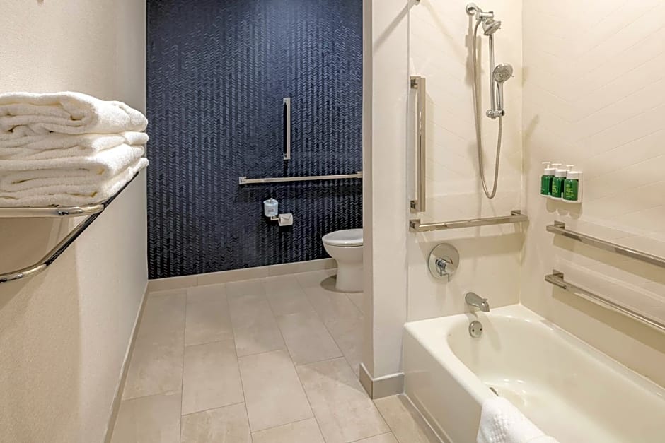 Fairfield Inn & Suites Fort Worth Northeast