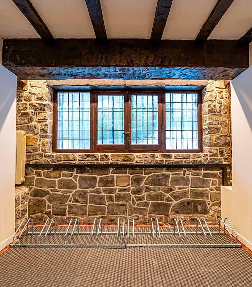 Hotel Alcazar Irun - Centro Ciudad