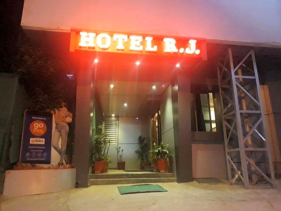 Hotel R.J Residency