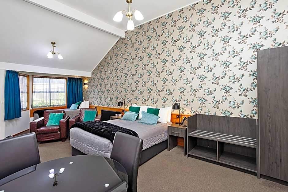 Balmoral Lodge Motel