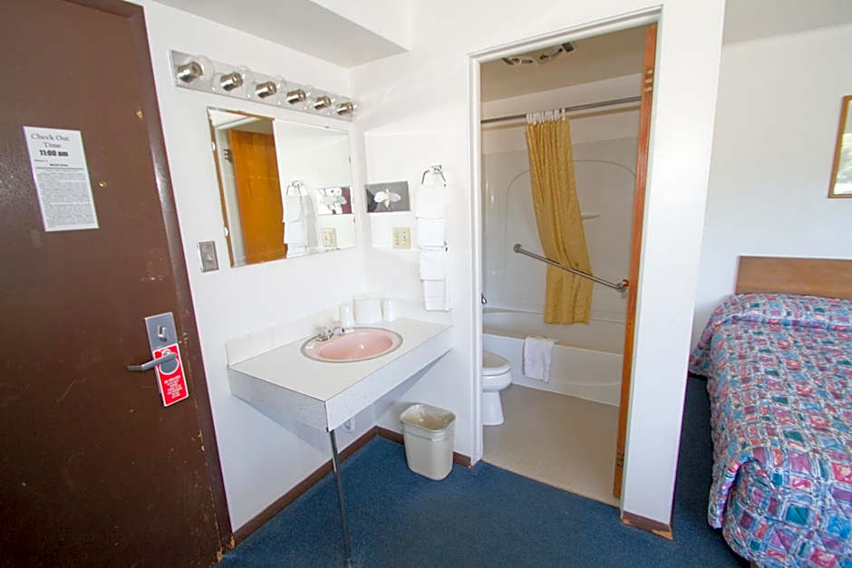 Brooks St. Motor Inn
