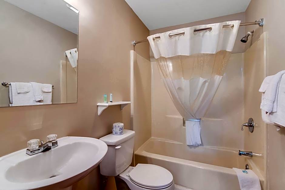 Americas Best Value Inn Torrington, CT