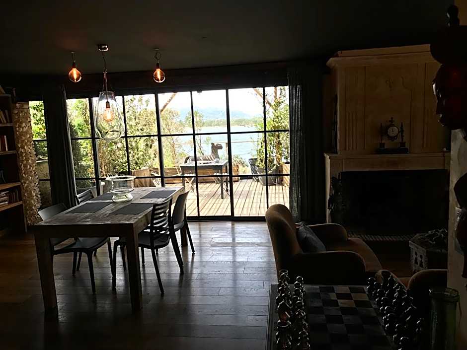 Maranatha, front de mer avec plage