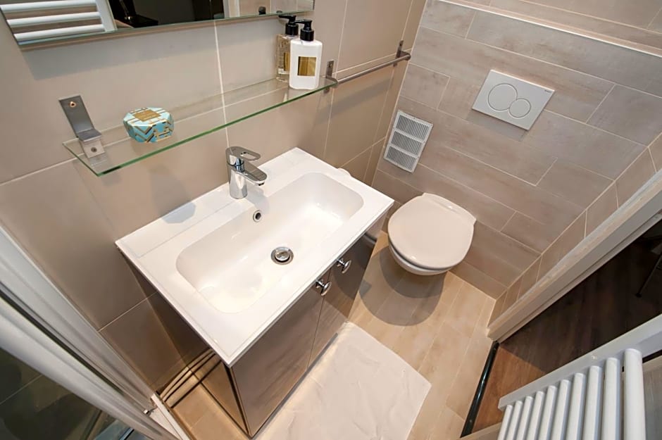 Le17 Furnished studios