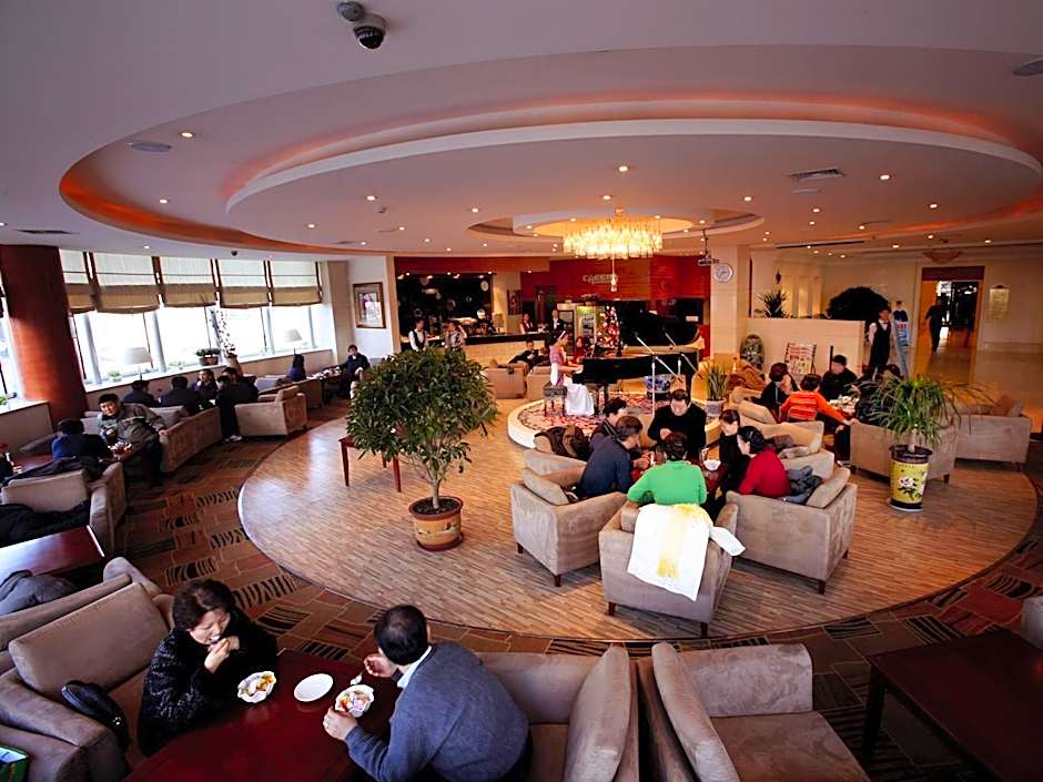 Yanji Yanbian International Hotel