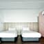 P&E HOTEL