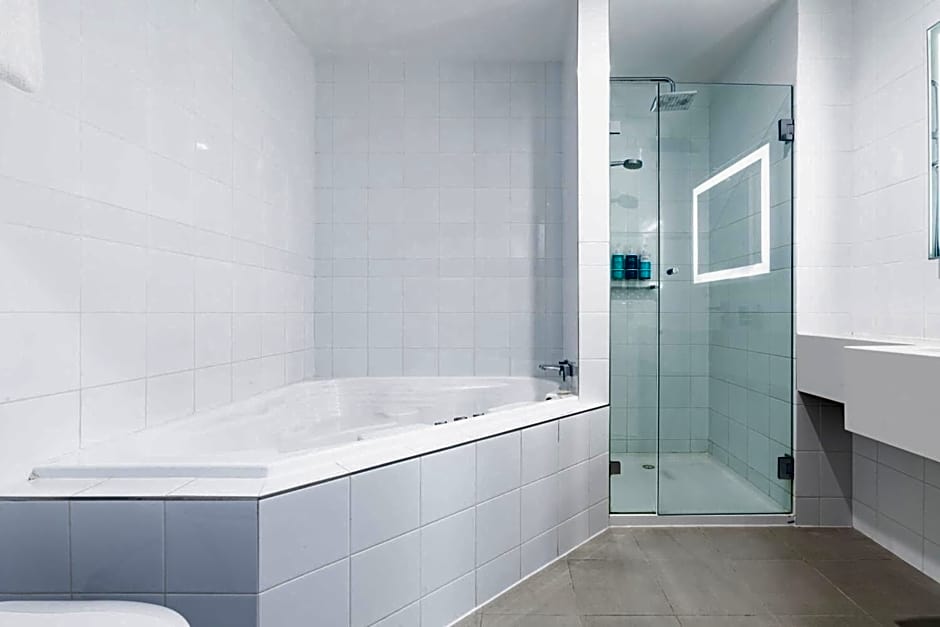 Novotel Glen Waverley Hotel