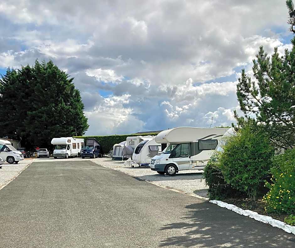 Red Deer Village Holiday Park - 3 Bedroom, Self-Catering Holiday Home