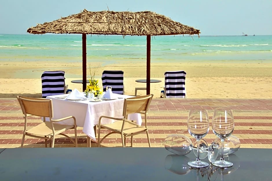 Dhafra Beach Hotel