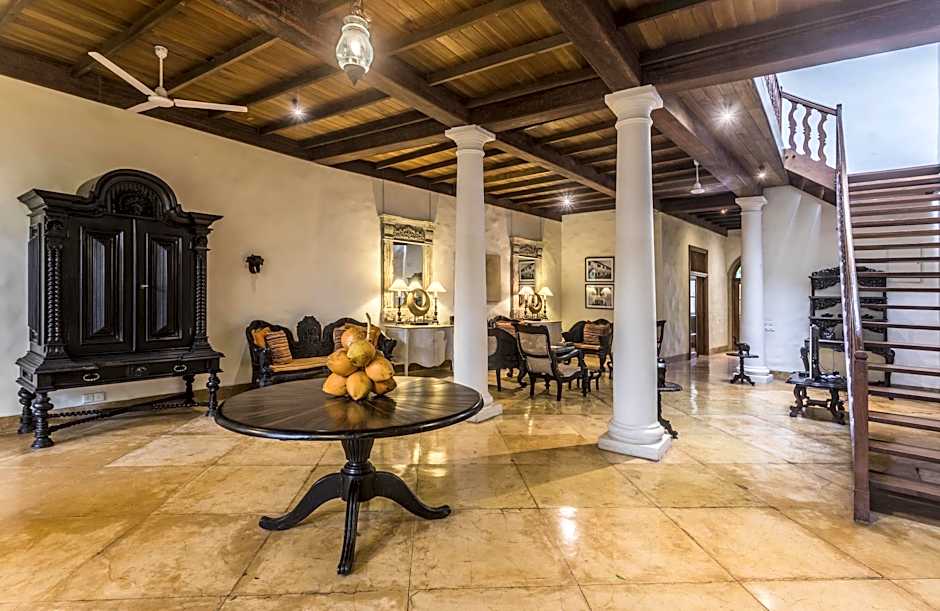 Thambili House by Edwards Collection